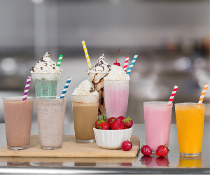 https://www.richsusa.com/wp-content/uploads/2021/06/FS_MilkshakeSmoothie_Blender_Restaurant_HS.jpg