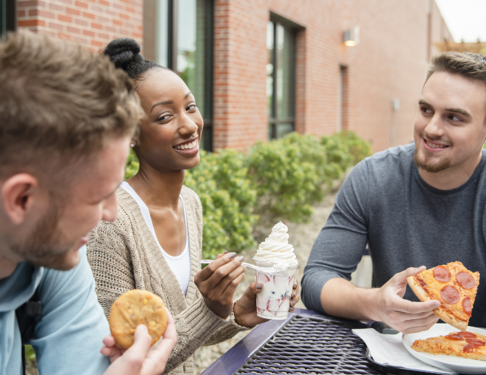 college students eating food