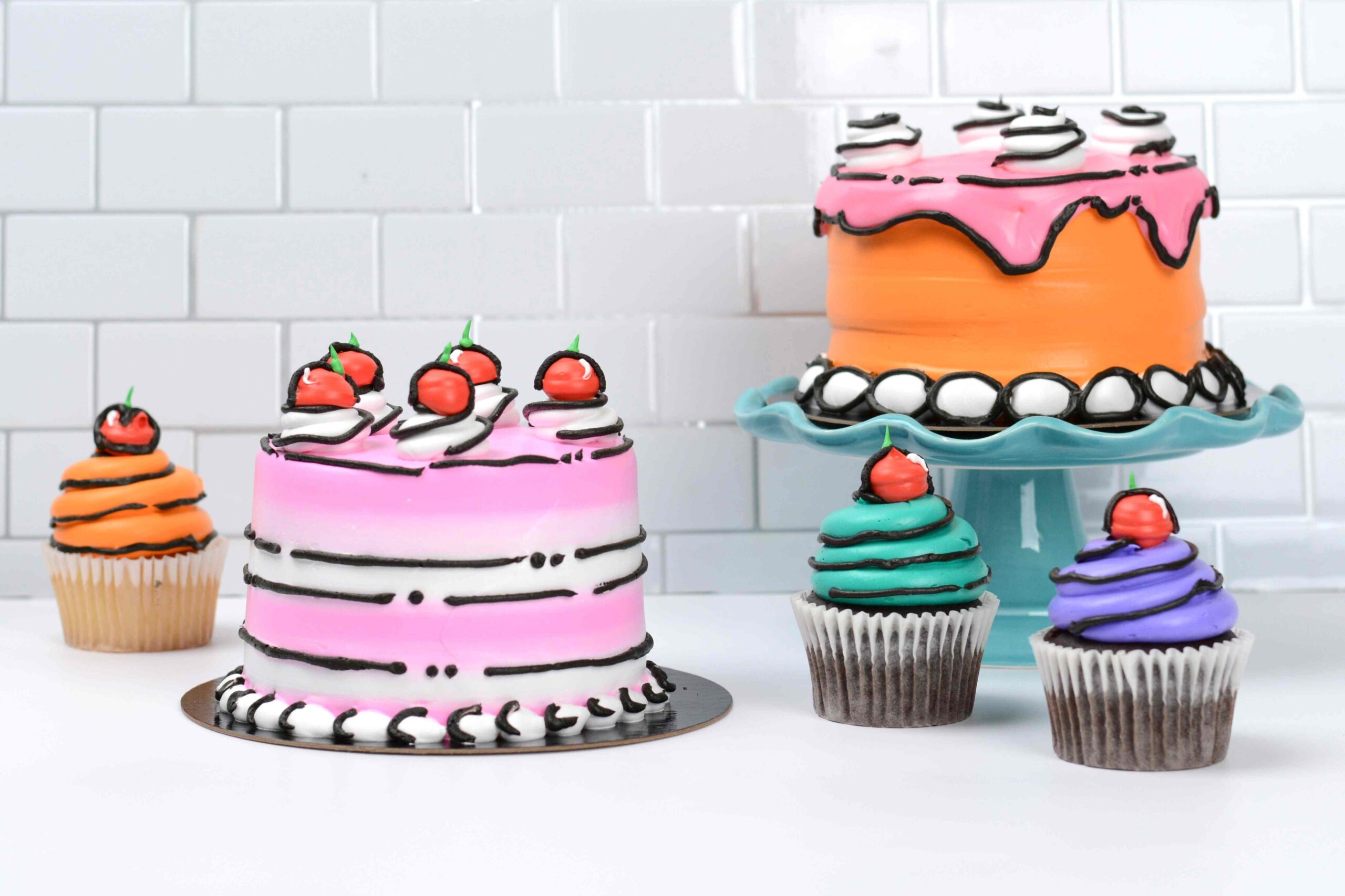 Comic cakes