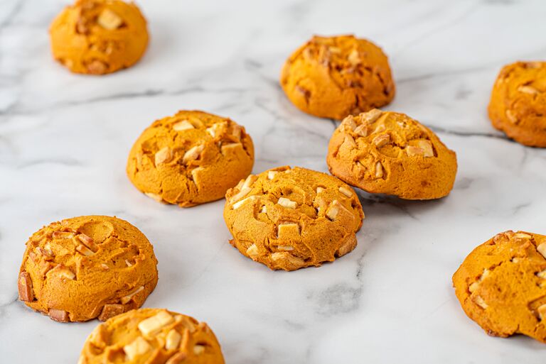 Pumpkin Spice White Chocolate Chunk Cookie Dough